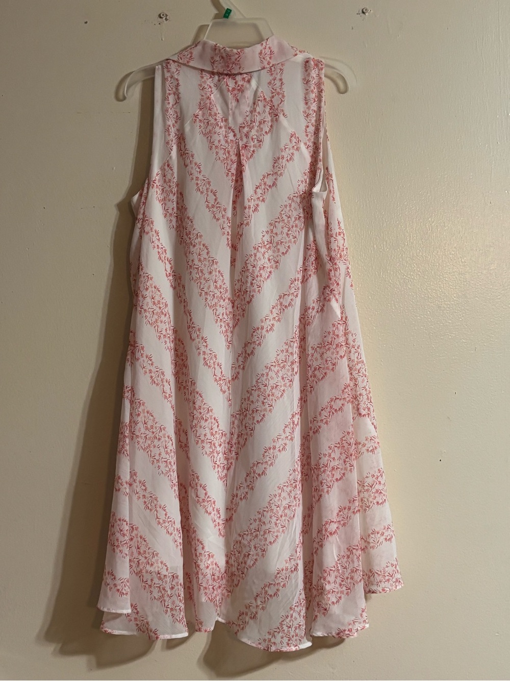 Emma & Michele White and Pink Printed Shirt A-line Dress retails $70 - Picture 11 of 12